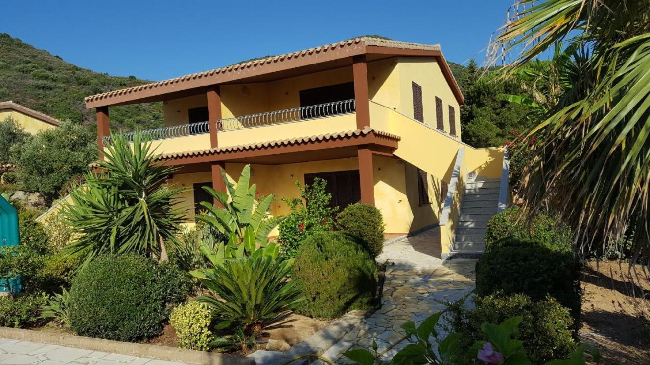 Appartamento In Splendido E Riservato Villaggio, Marina Di Тертенія Екстер'єр фото