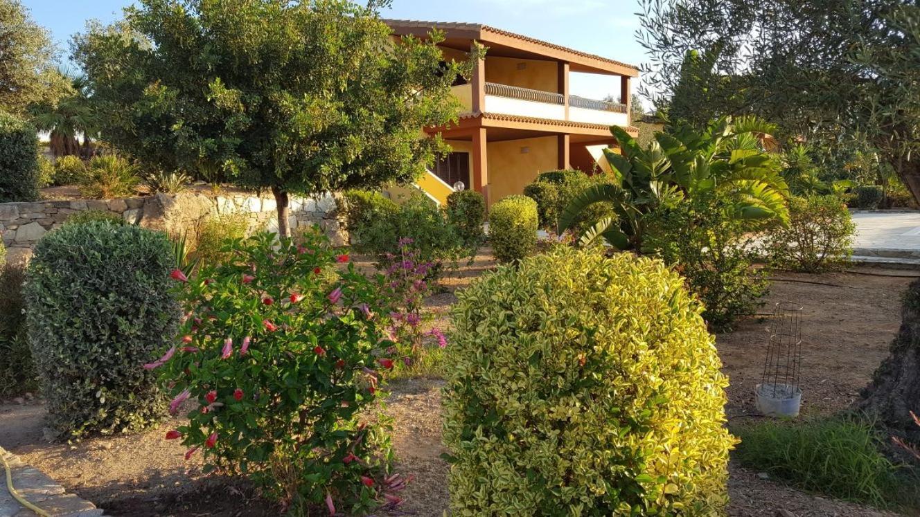 Appartamento In Splendido E Riservato Villaggio, Marina Di Тертенія Екстер'єр фото