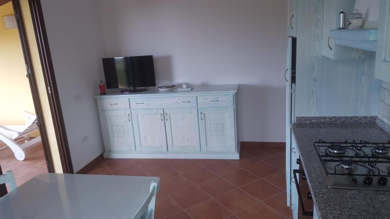 Appartamento In Splendido E Riservato Villaggio, Marina Di Тертенія Екстер'єр фото